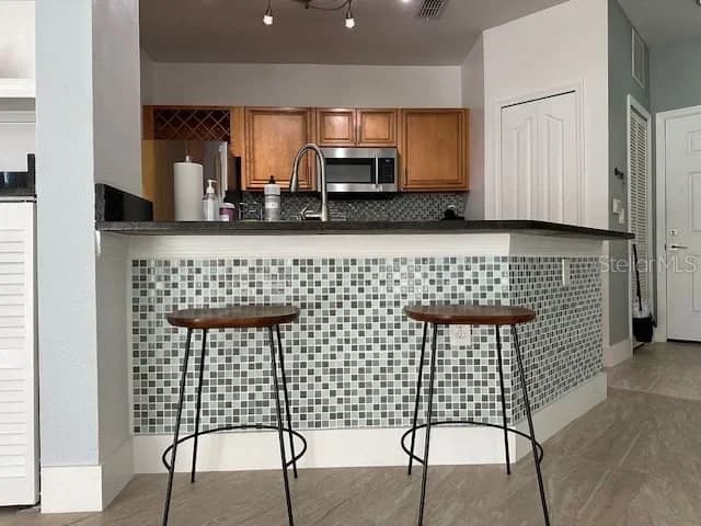 6159 METROWEST Boulevard #108