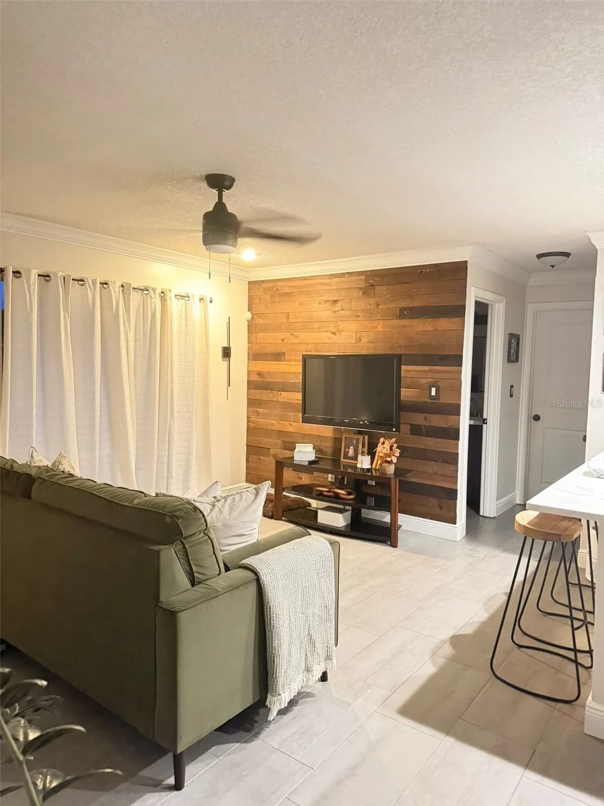 2928 ARCATA Lane