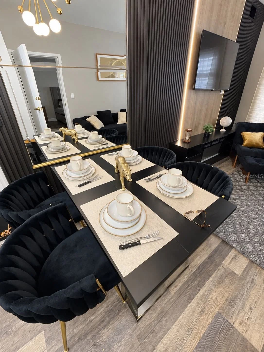 Photo 4 of 7601 CANADA Avenue #433/435