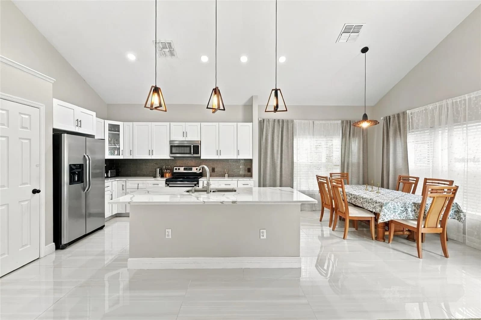 Photo 5 of 16706 RISING STAR Drive