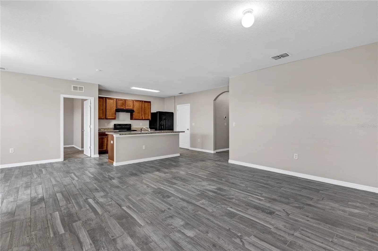 Photo 4 of 469 NOVA Drive