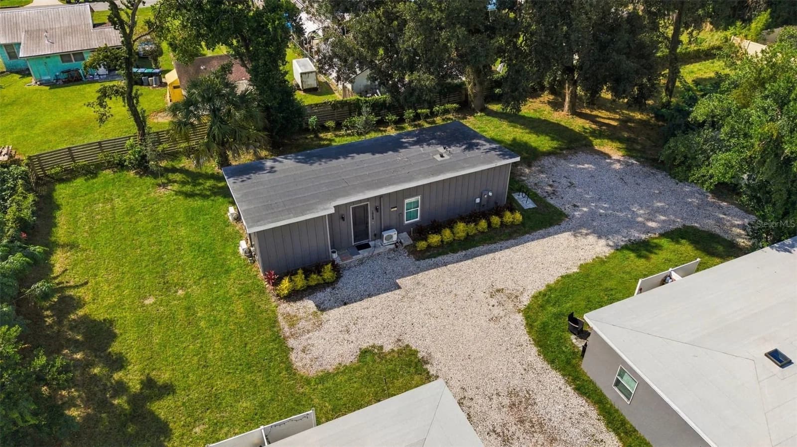 Photo 5 of 1922 CLOVERLAWN Avenue