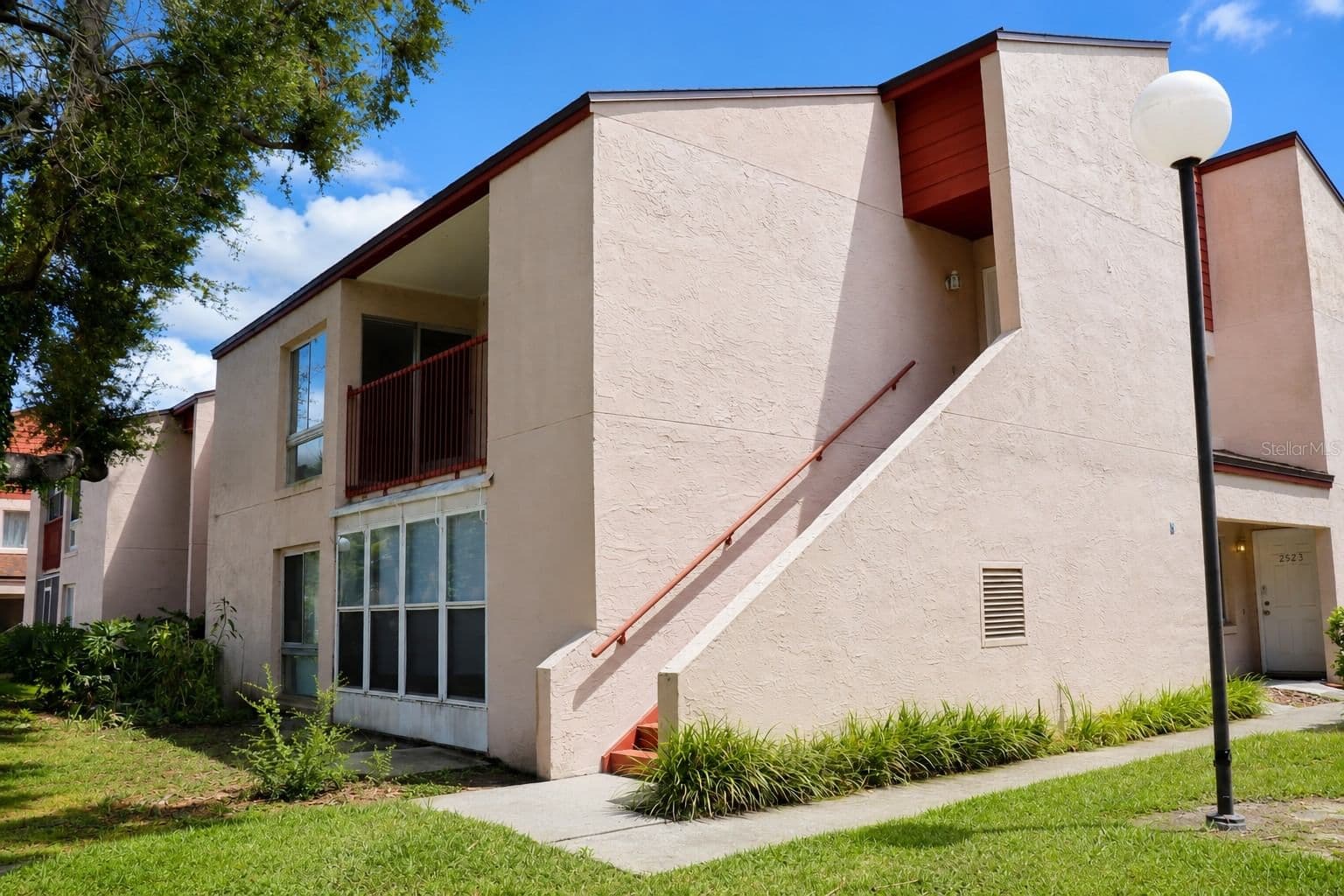 2527 CITRUS CLUB Lane #3904