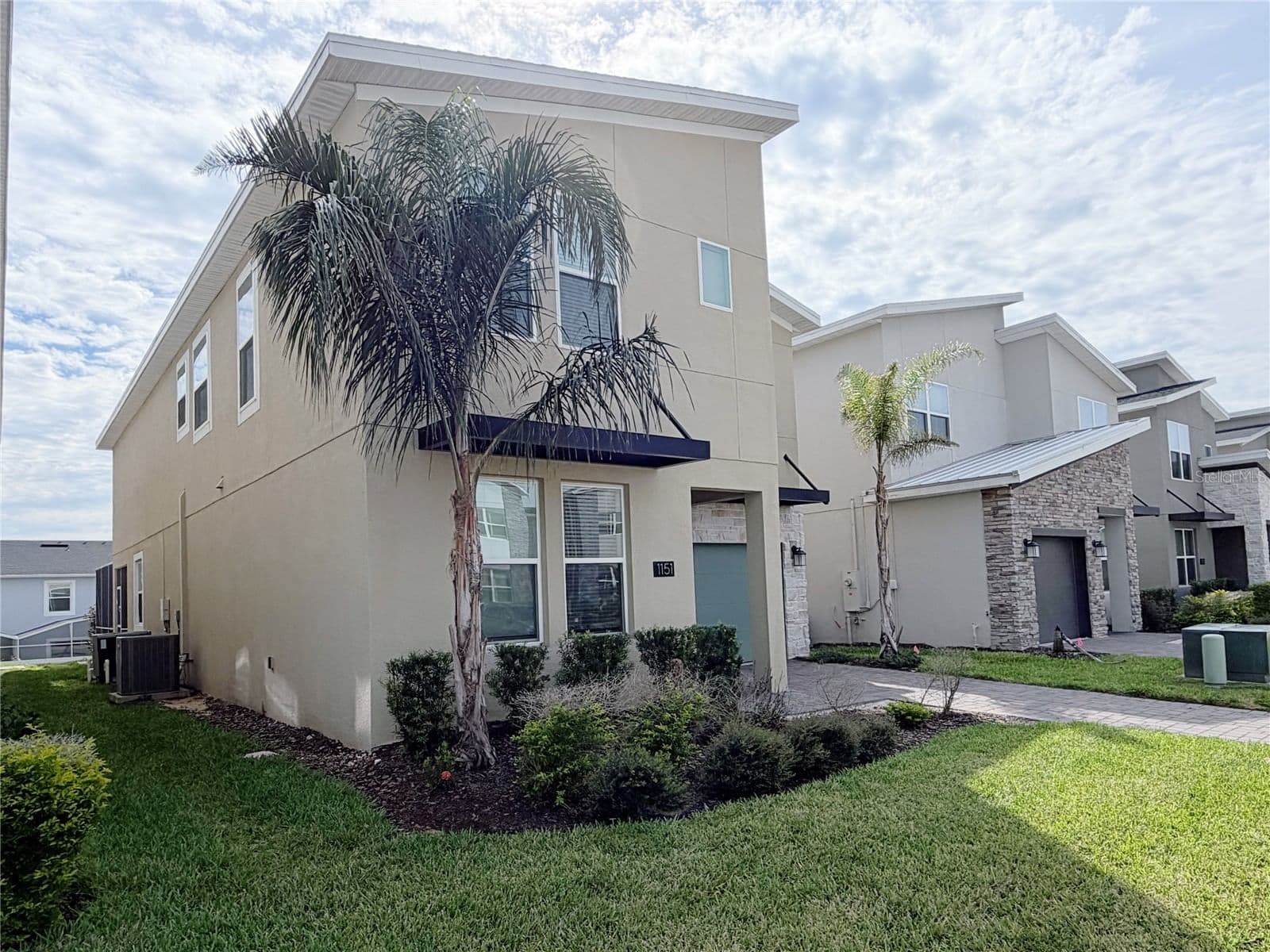 1151 KINGSBARN Street