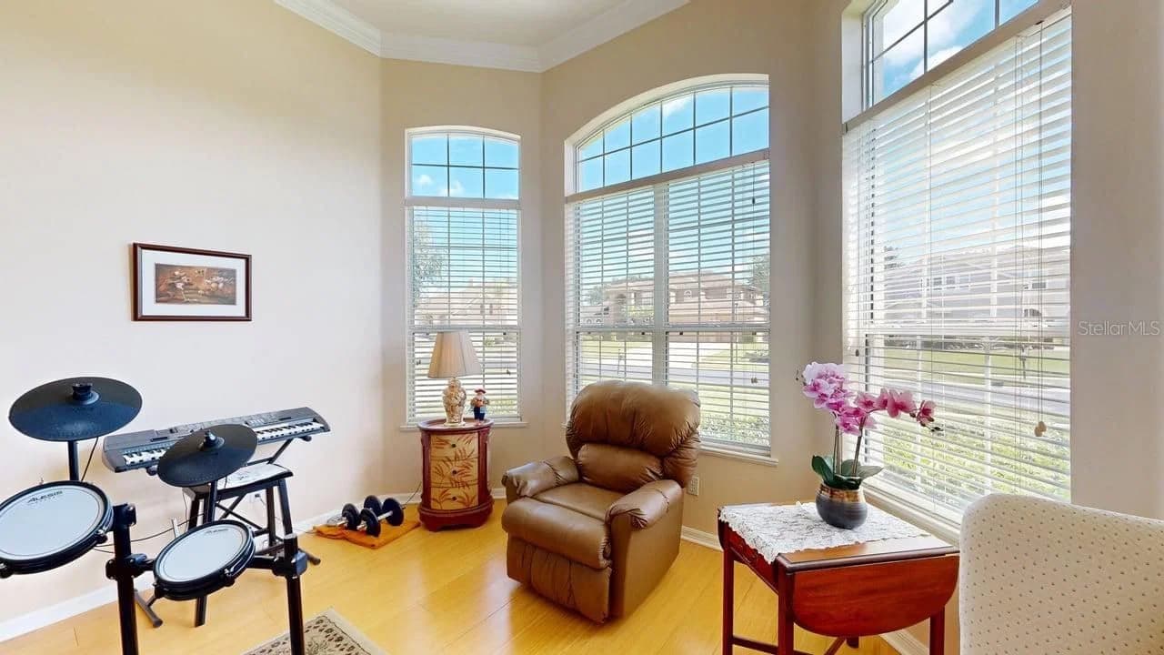Photo 4 of 13211 LAKESHORE GROVE DRIVE