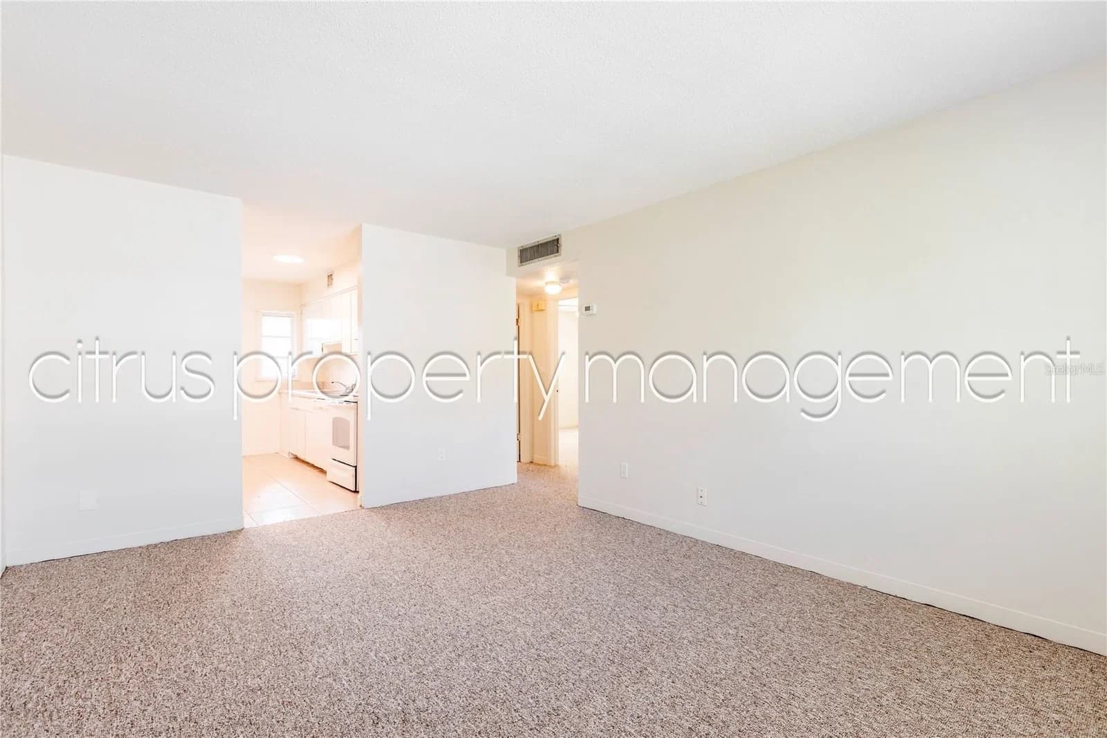 Photo 4 of 3026 FAIRWAY Lane #B