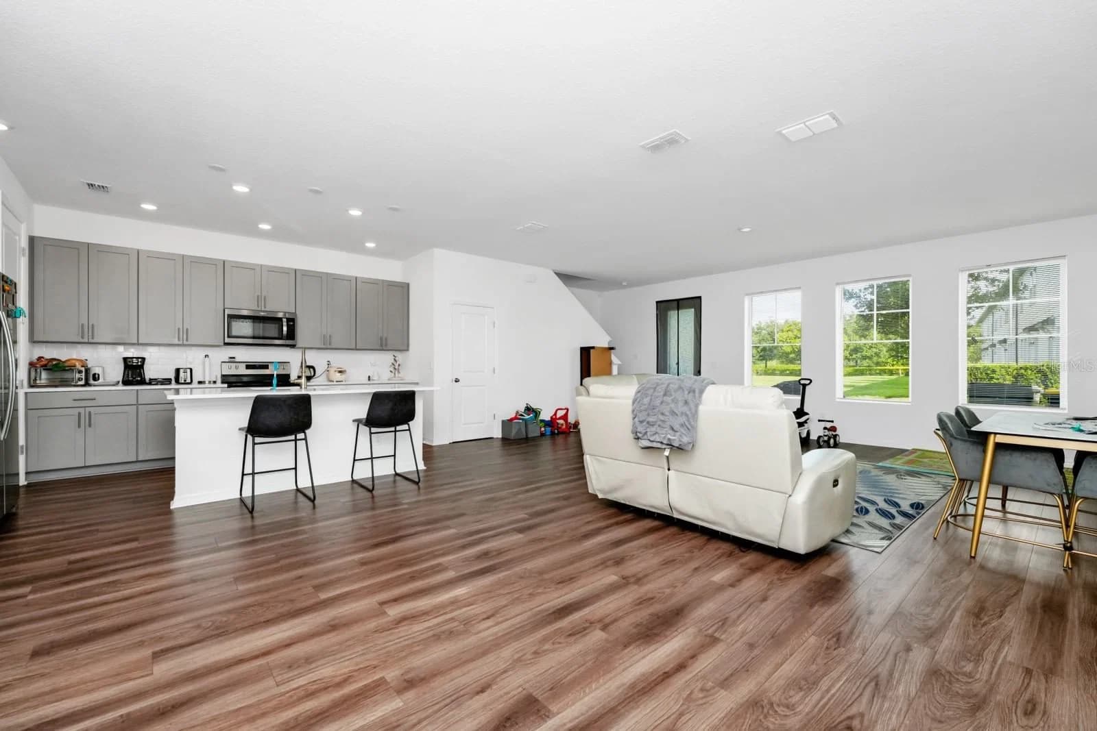 812 BENOI Drive