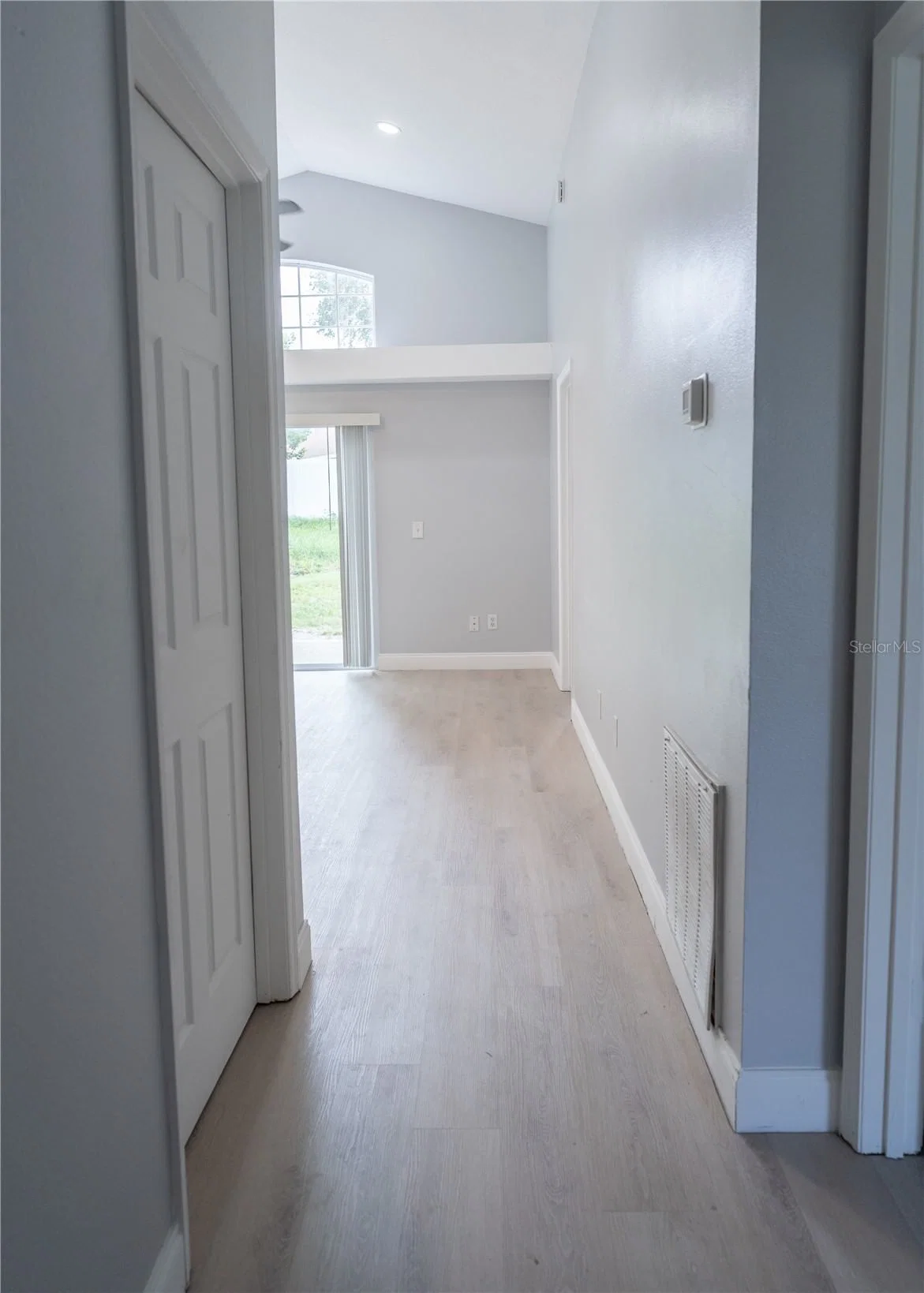 Photo 5 of 8742 FORT SHEA Avenue