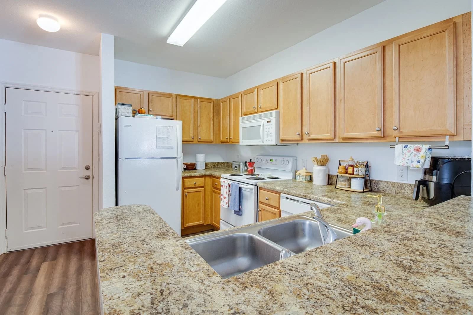5550 MICHIGAN Street #2306