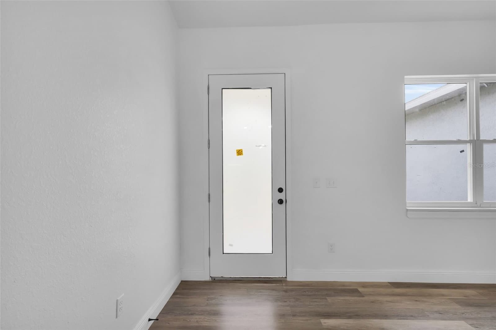 5398 8TH