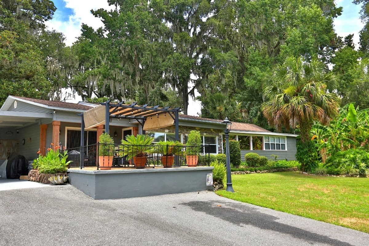 Photo 4 of 4888 7TH AVENUE