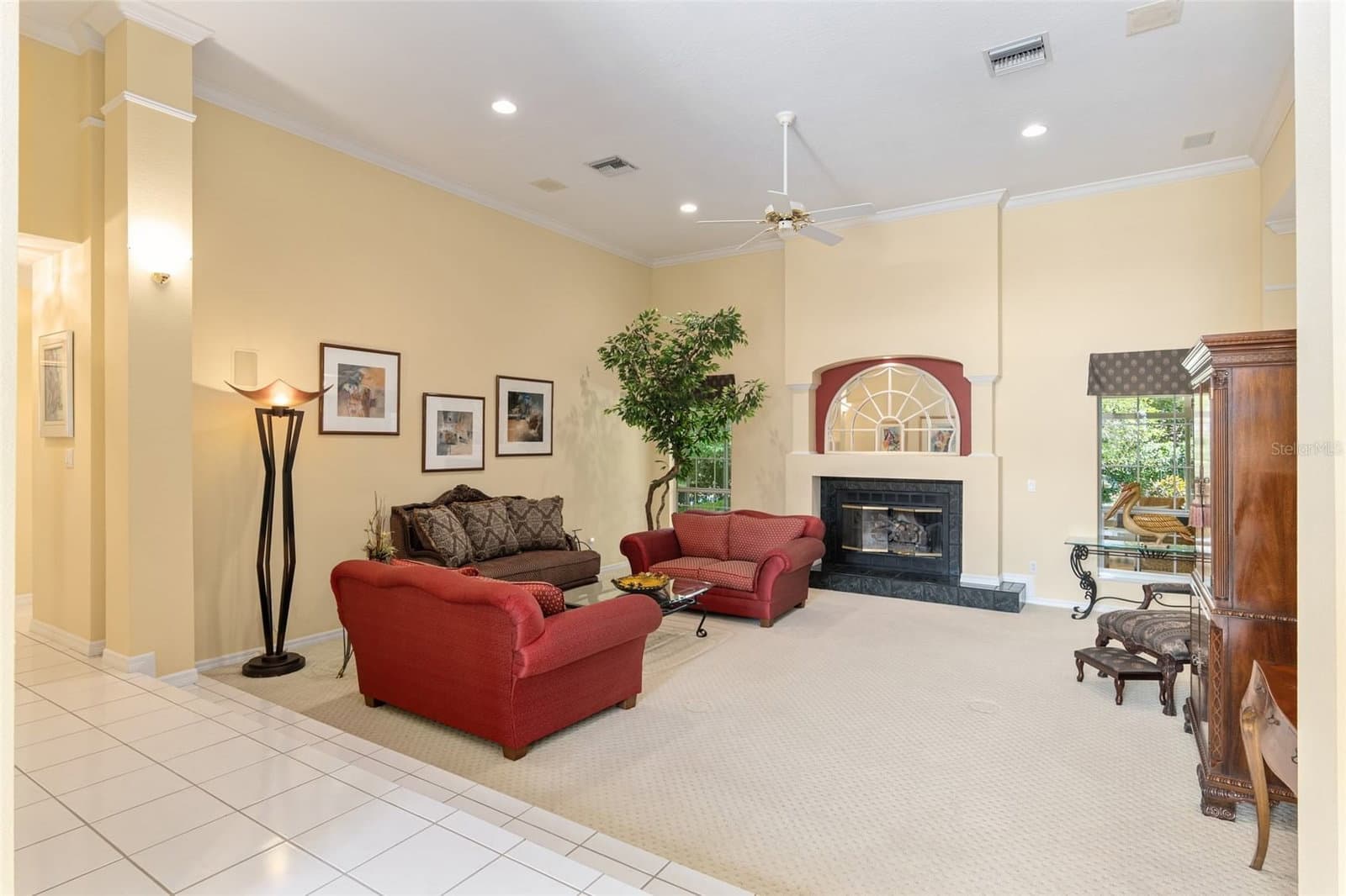 Photo 5 of 2215 SPRING HILL