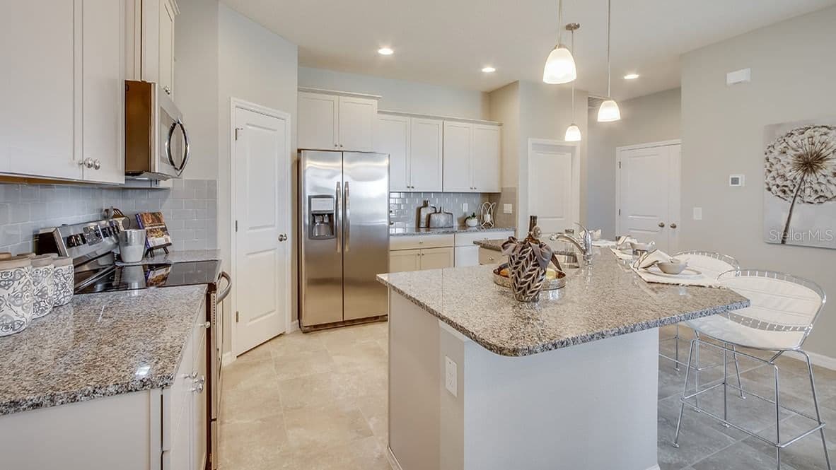 Photo 5 of 4754 39TH STREET