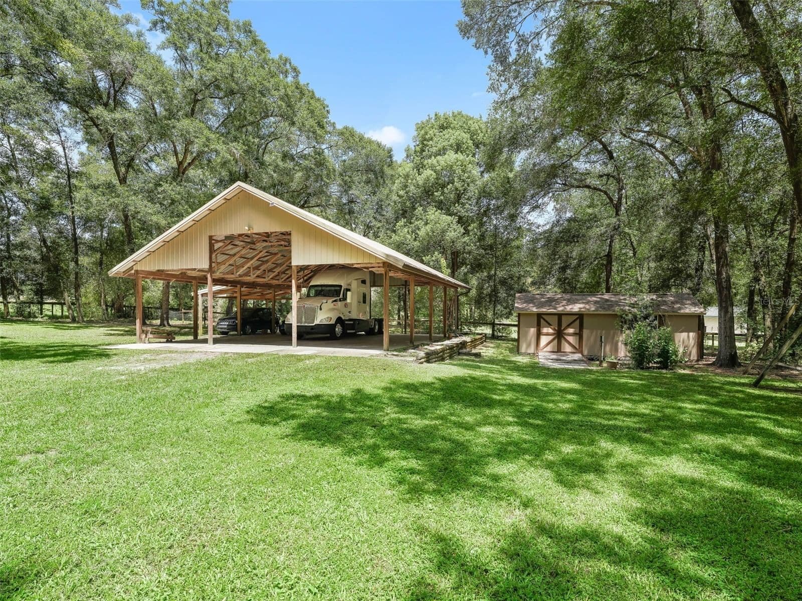 42 WOOD RIDGE