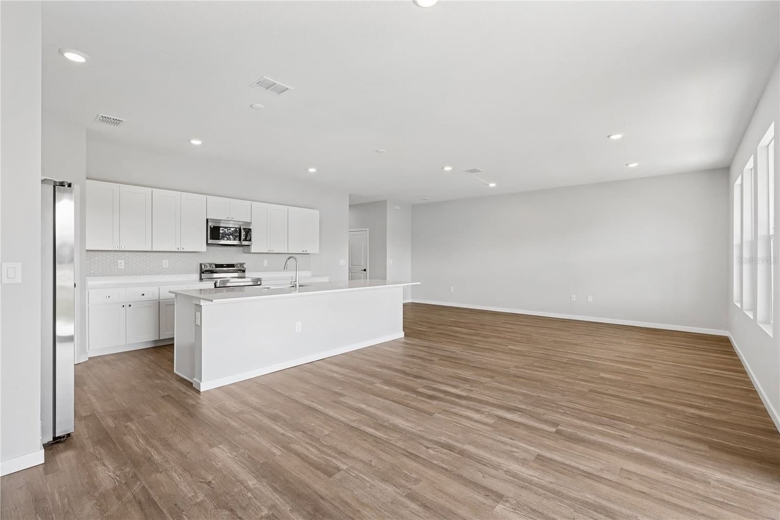 Photo 5 of 4480 37TH STREET