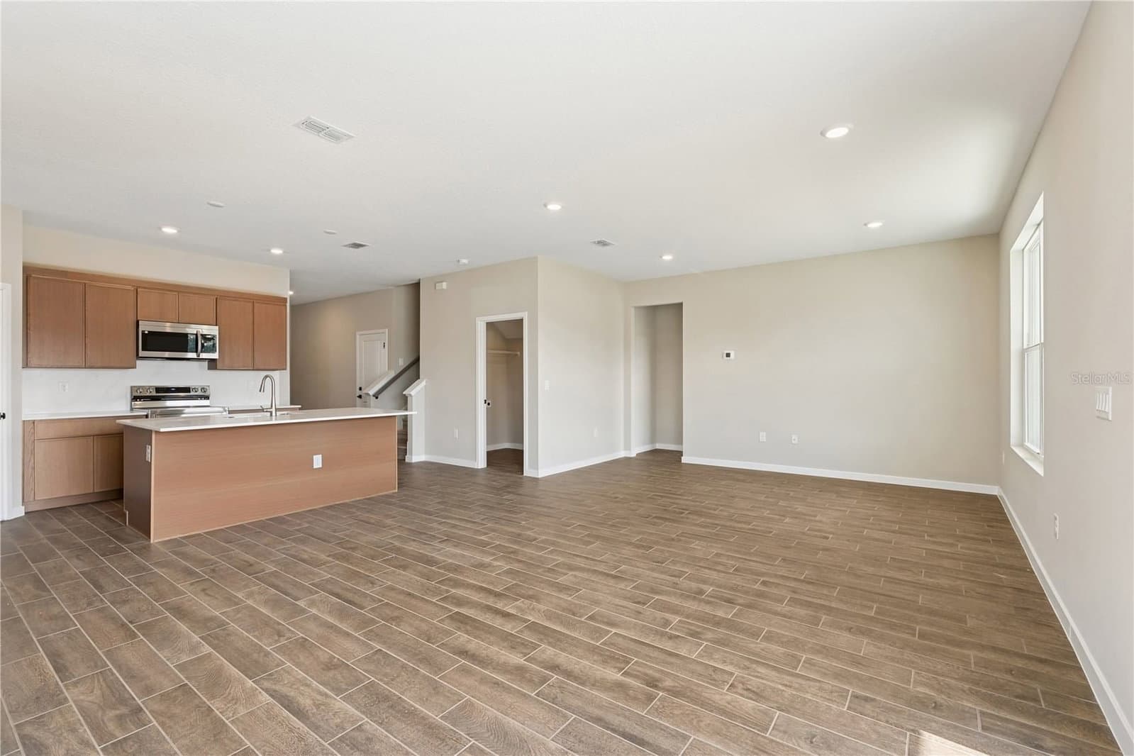 Photo 4 of 4488 37TH STREET