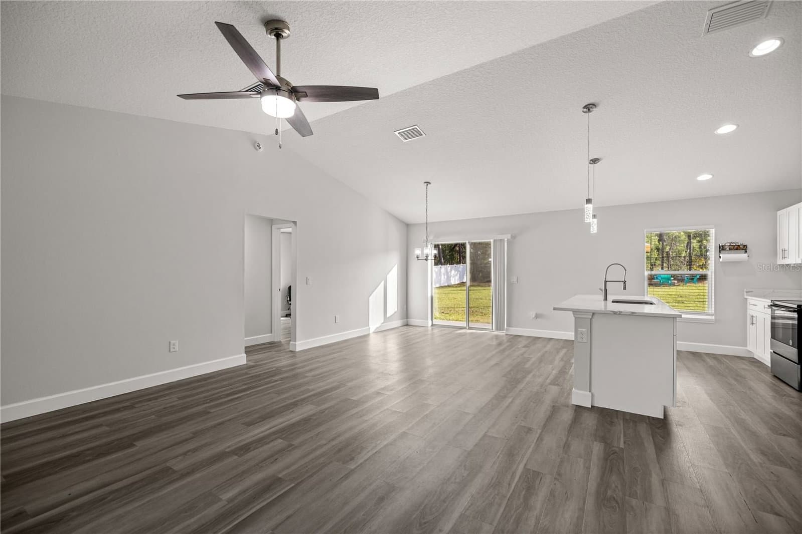 Photo 5 of 8607 135TH STREET