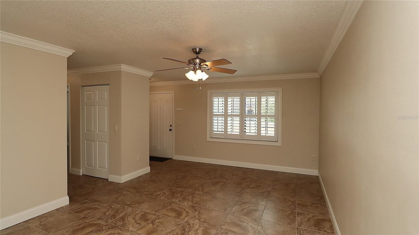 Photo 5 of 1915 34TH