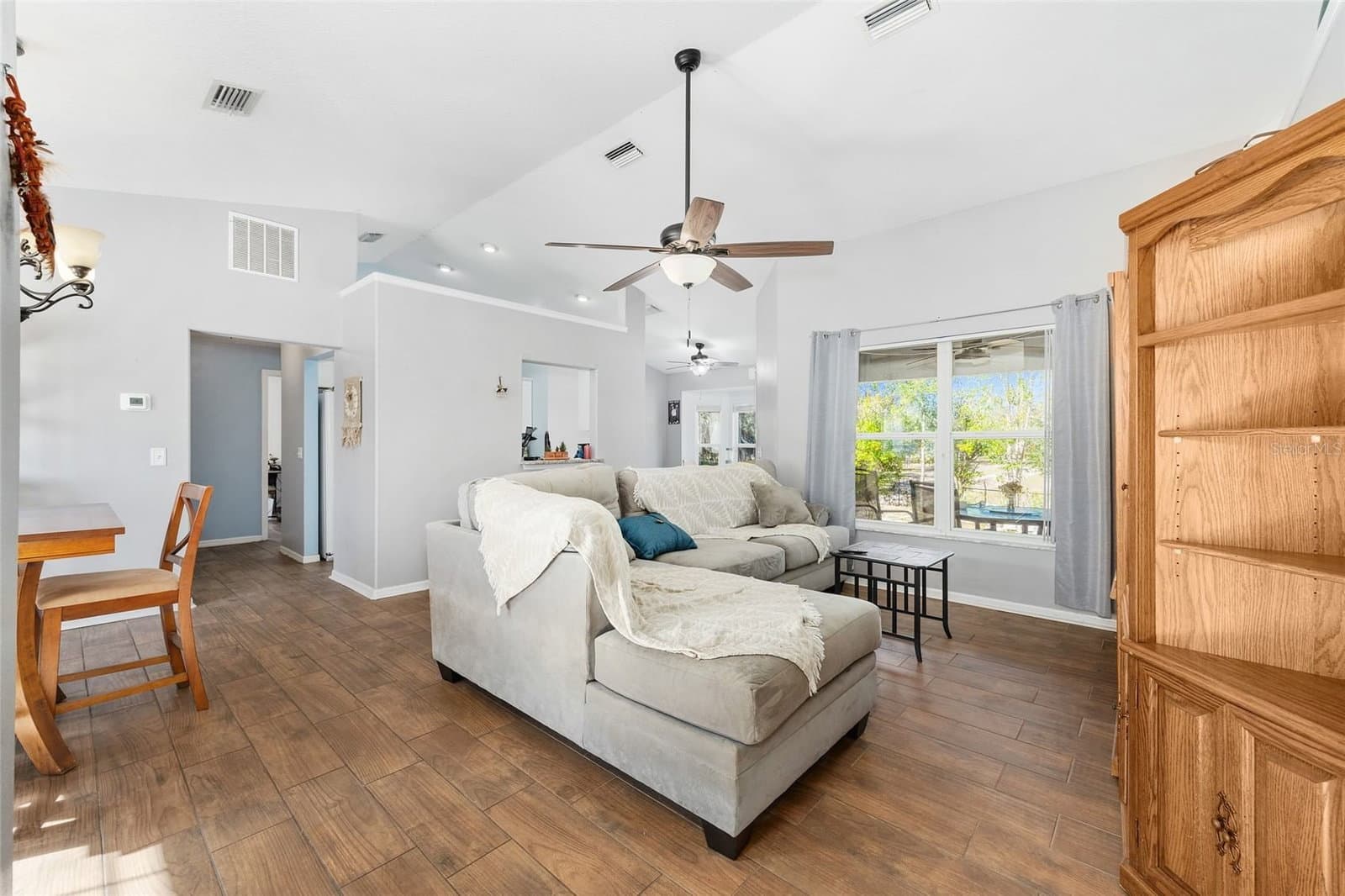 Photo 5 of 2219 146TH