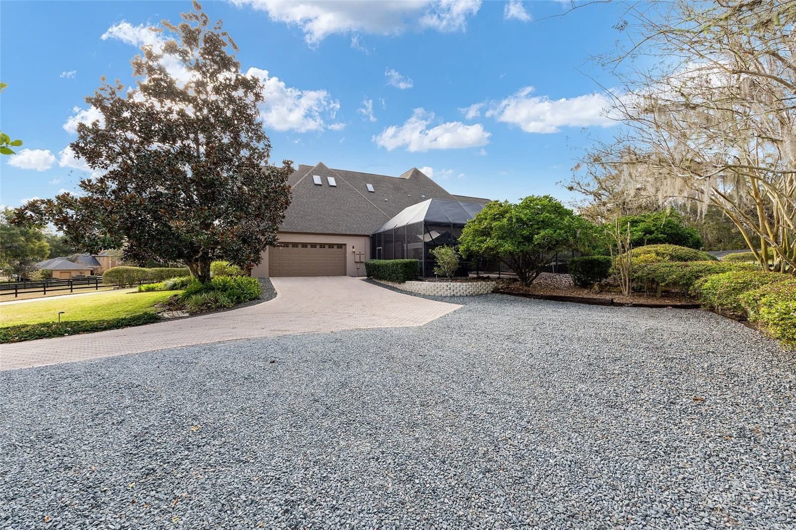 Photo 5 of 2150 73RD