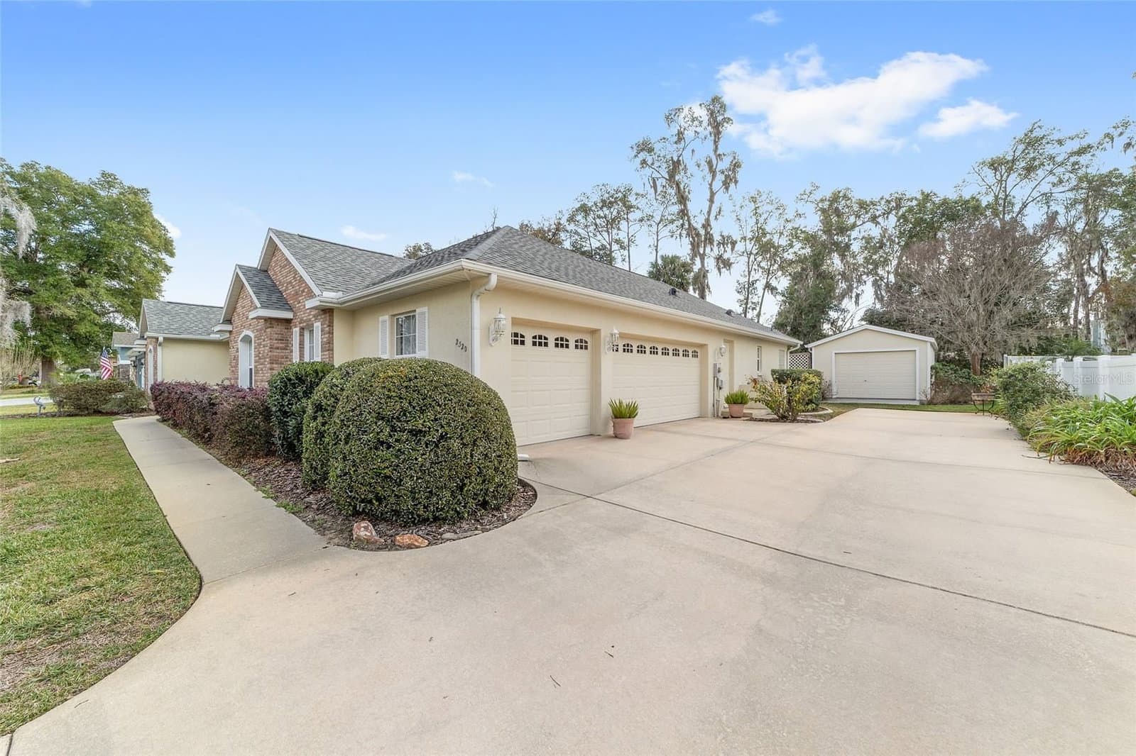 Photo 5 of 2320 33RD