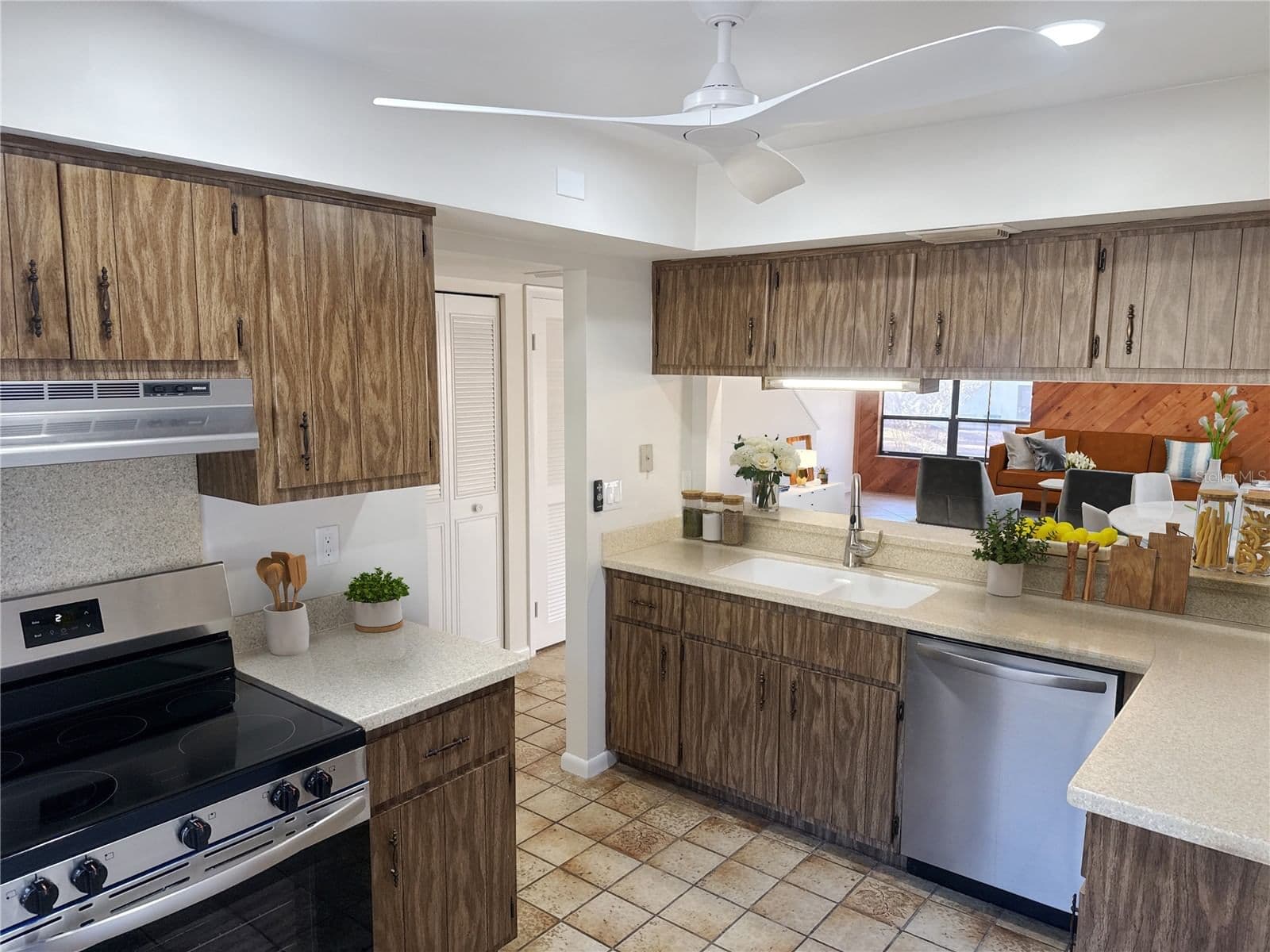 Photo 4 of 3808 17TH STREET