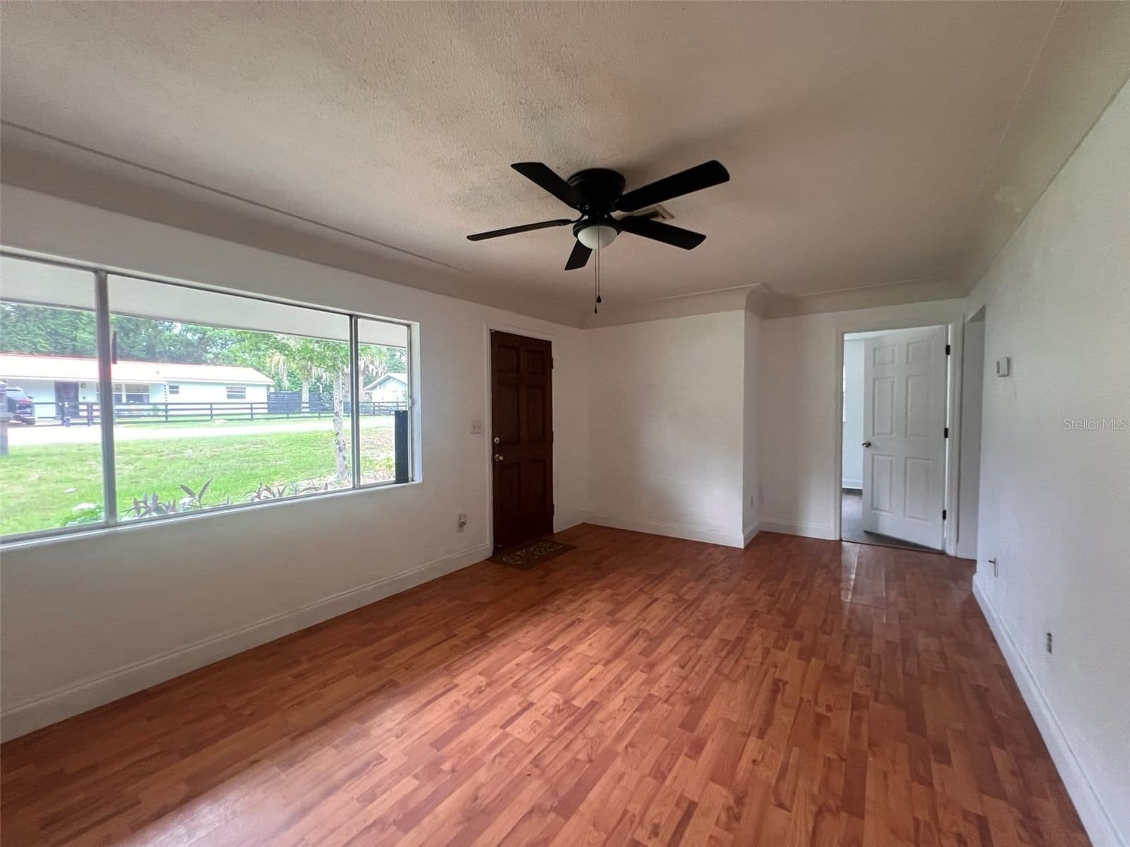 Photo 4 of 1204 32ND