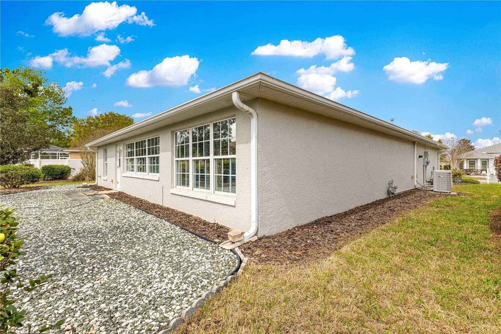 Photo 5 of 8061 81ST
