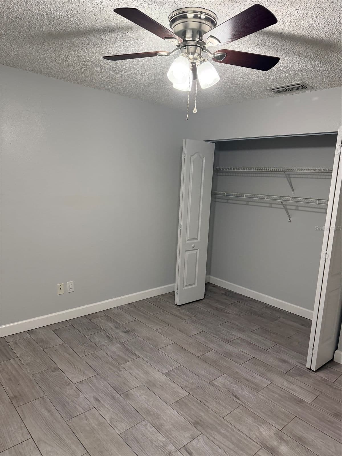 Photo 5 of 2701 10TH