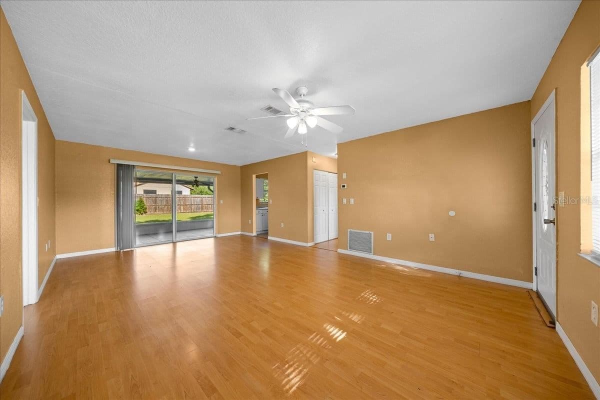 Photo 5 of 14906 38TH