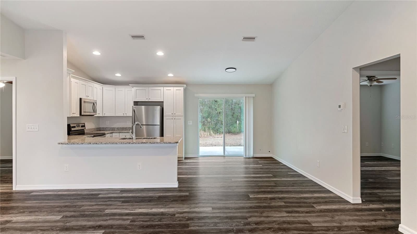296 OAK LANE
