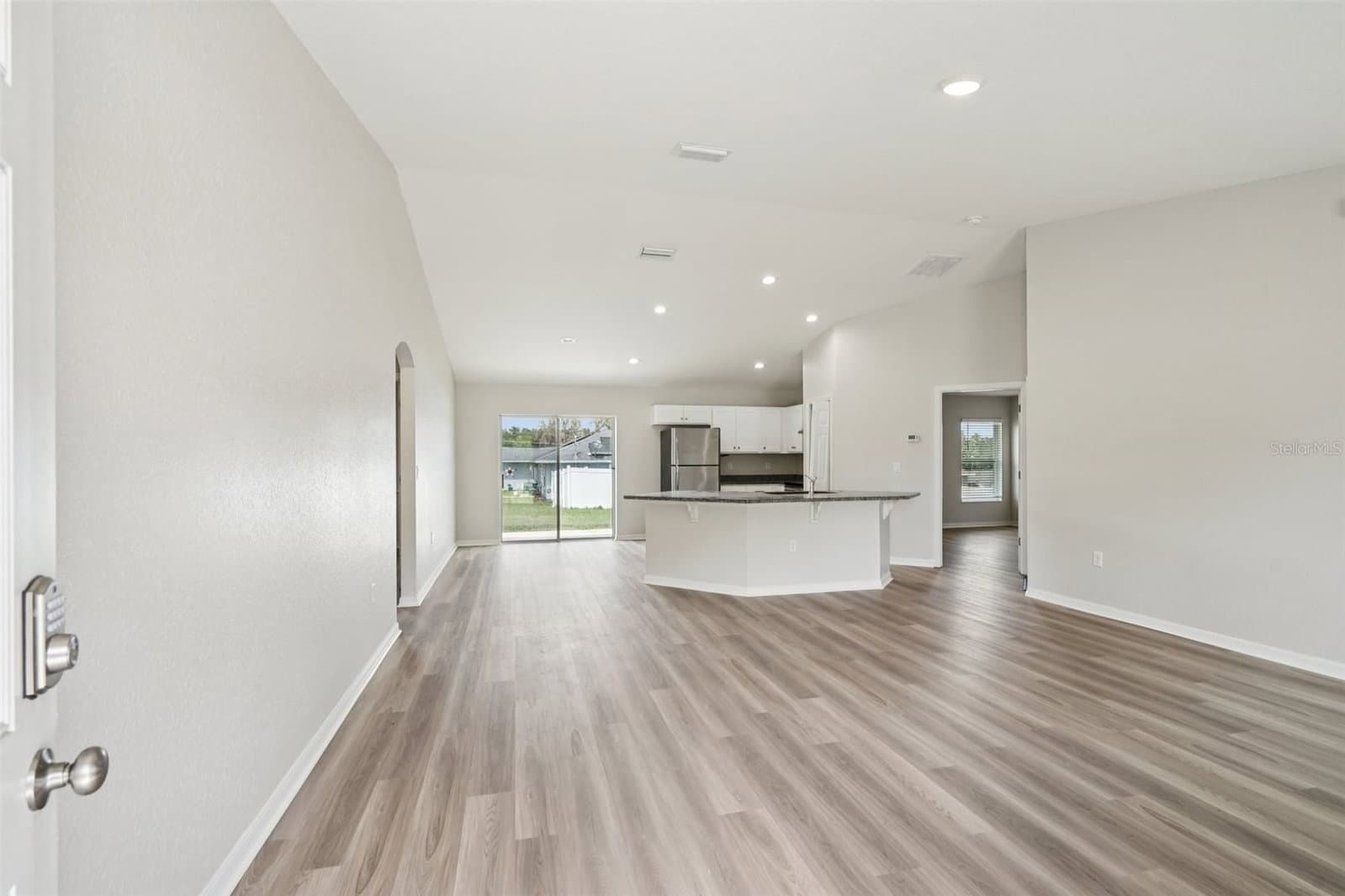 1 OAK CIRCLE