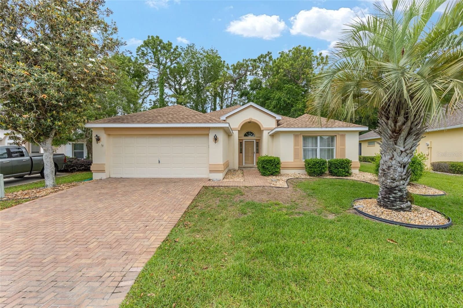 Photo 4 of 11416 SW 69TH CIR
