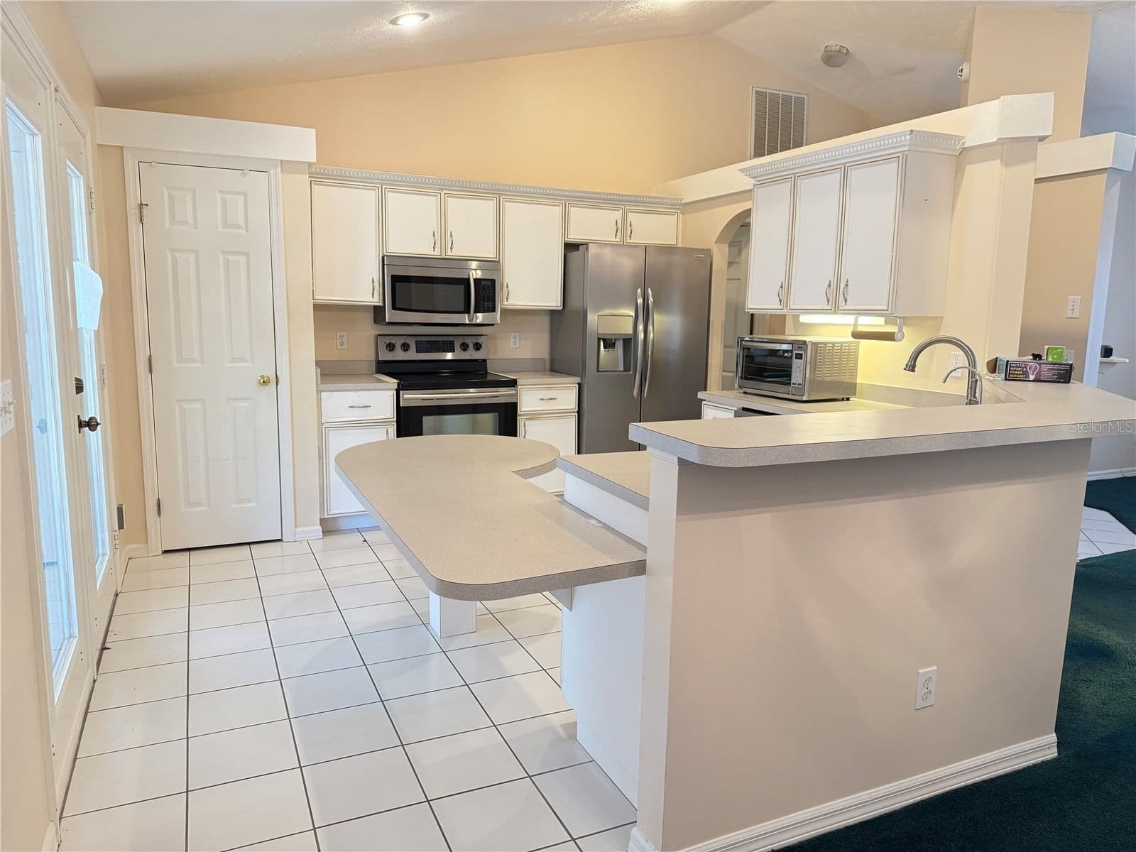 Photo 4 of 4262 35TH AVENUE