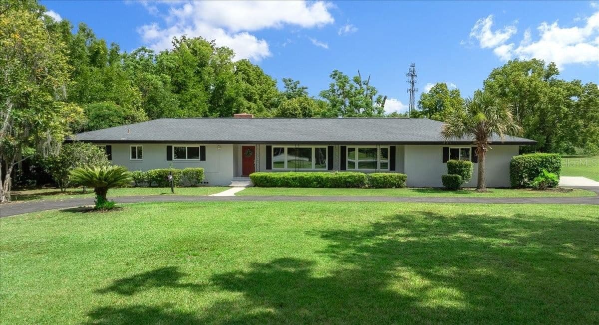 2333 FORT KING