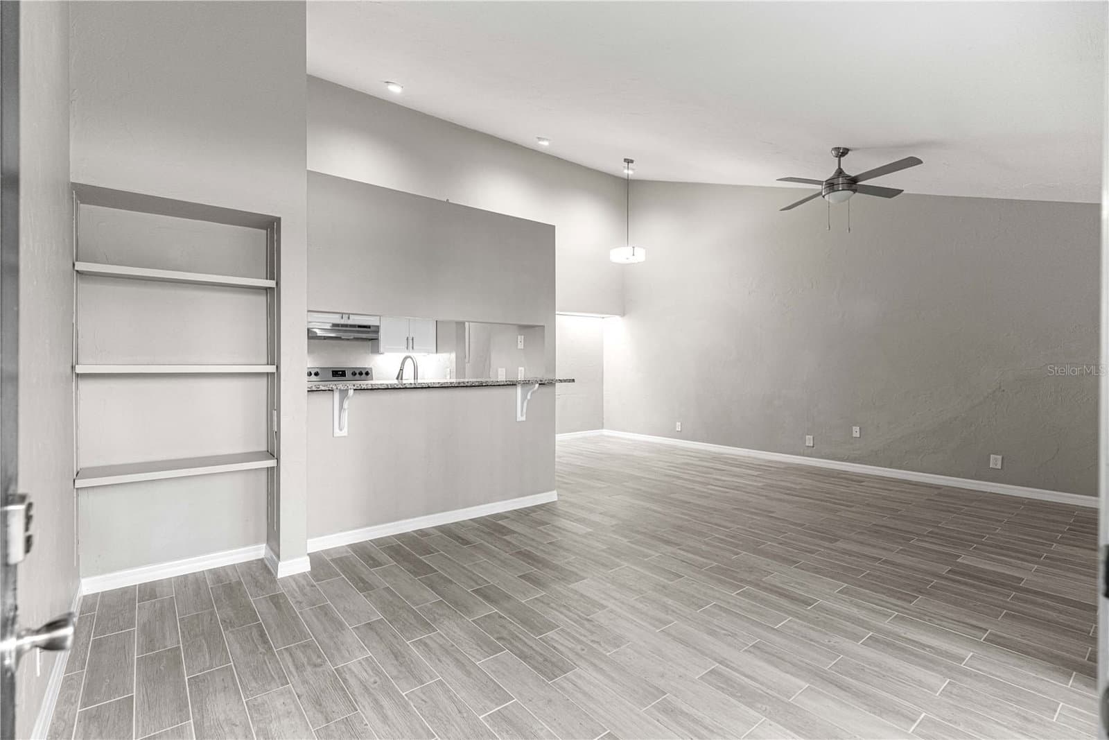 Photo 4 of 4151 22ND