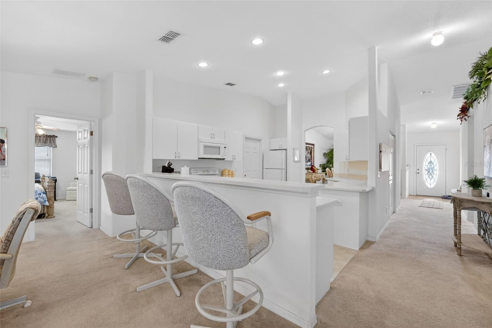 Photo 4 of 6032 103RD