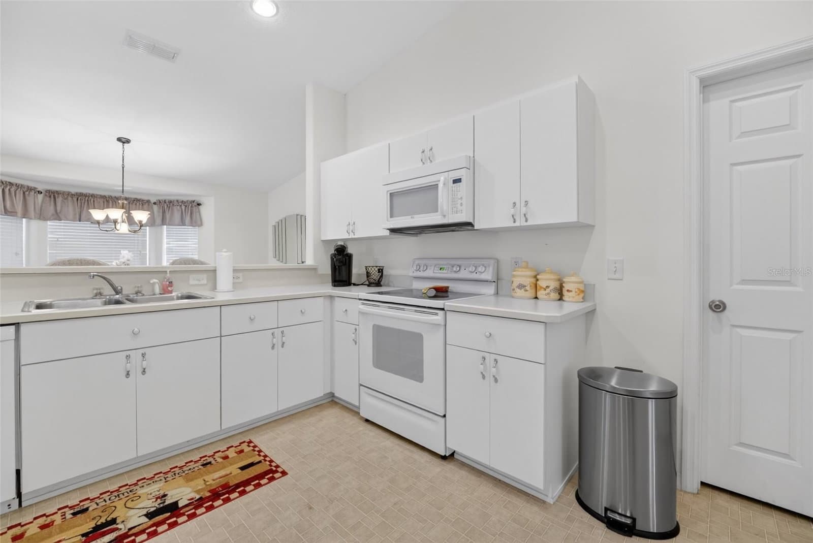 Photo 5 of 6032 103RD