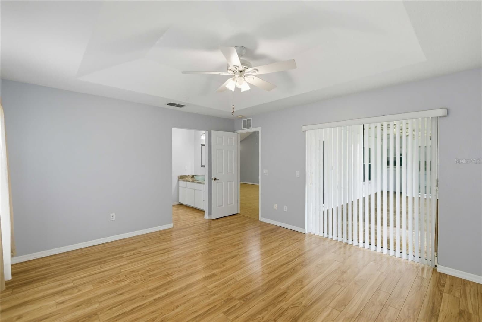 Photo 4 of 6181 84TH