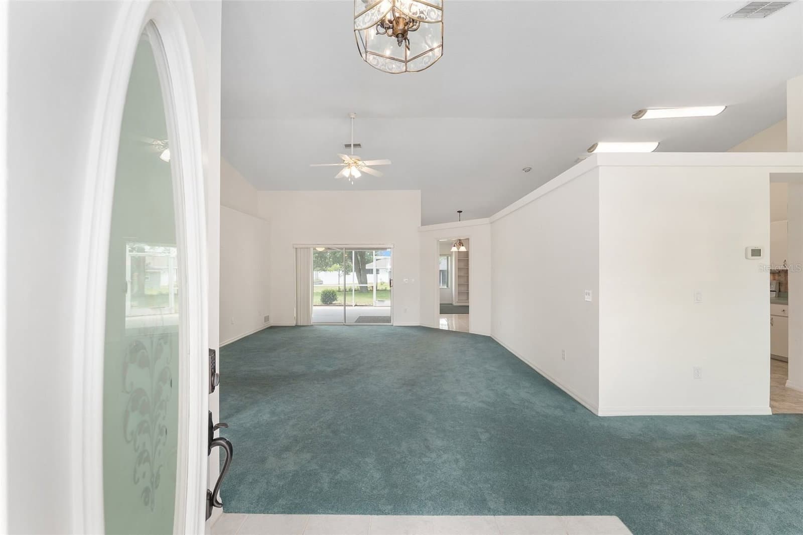 Photo 4 of 8598 56TH AVENUE