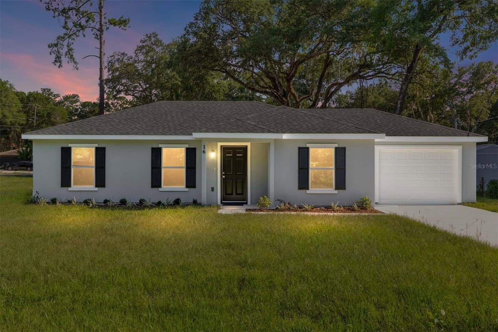 16 REDWOOD