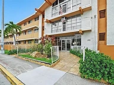 3881 FLAGLER