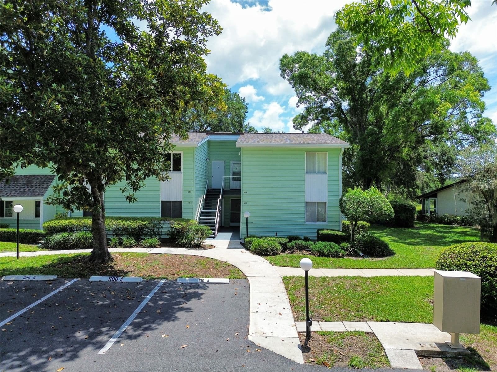608 MIDWAY