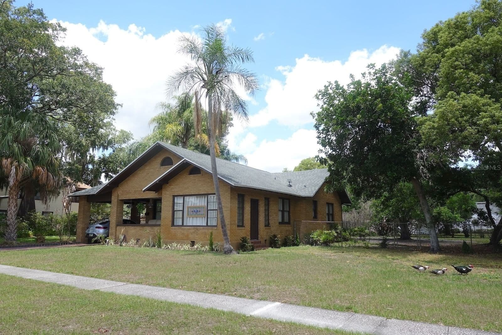 1410 ELGIN