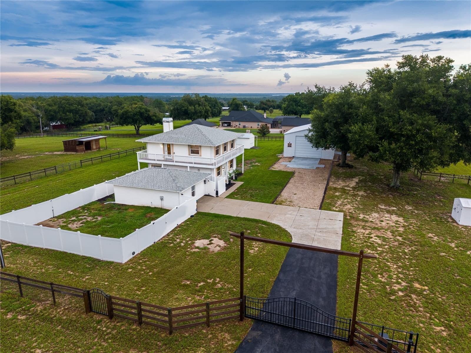 13011 HIDDEN RIDGE Lane