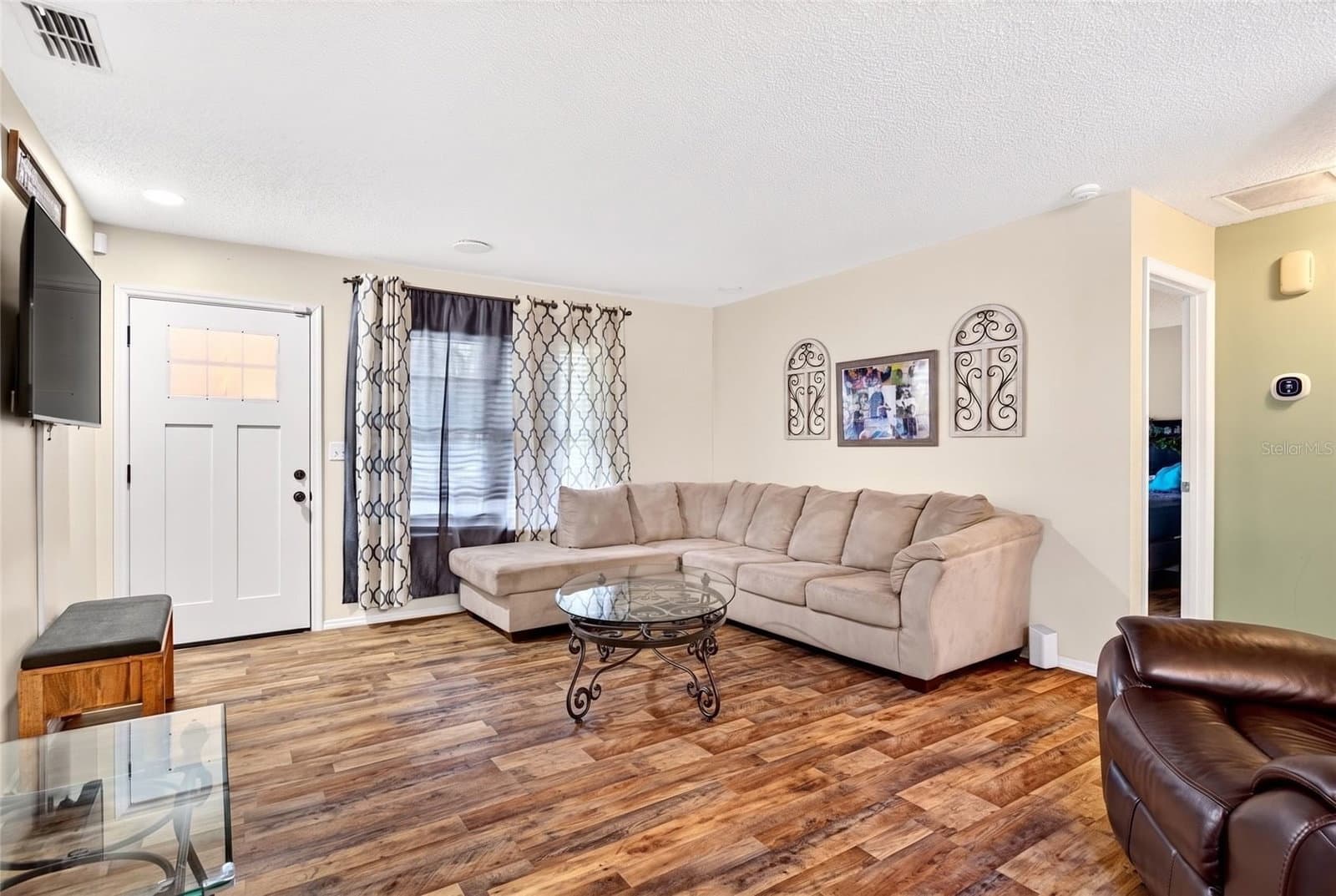 27 CEDAR
