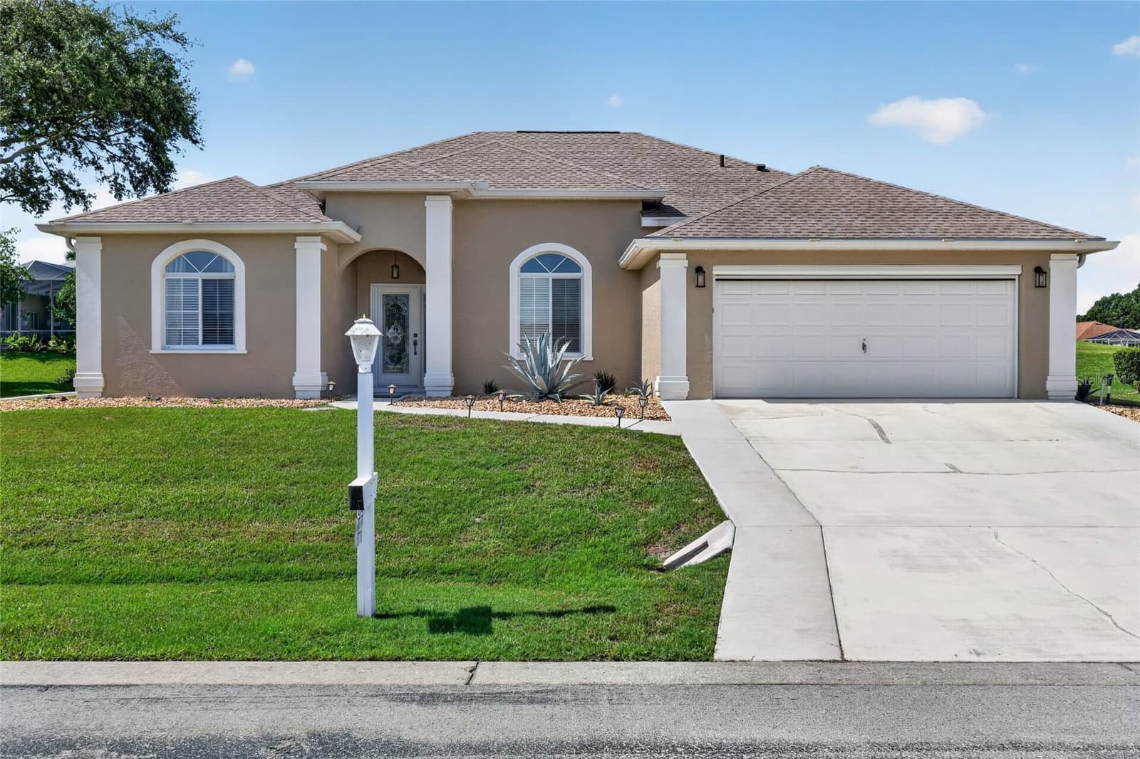 Photo 4 of 5770 NW 21ST STREET