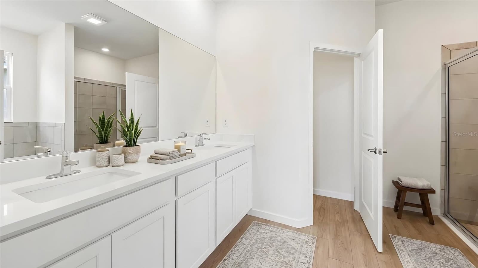 Photo 5 of 4550 39TH STREET