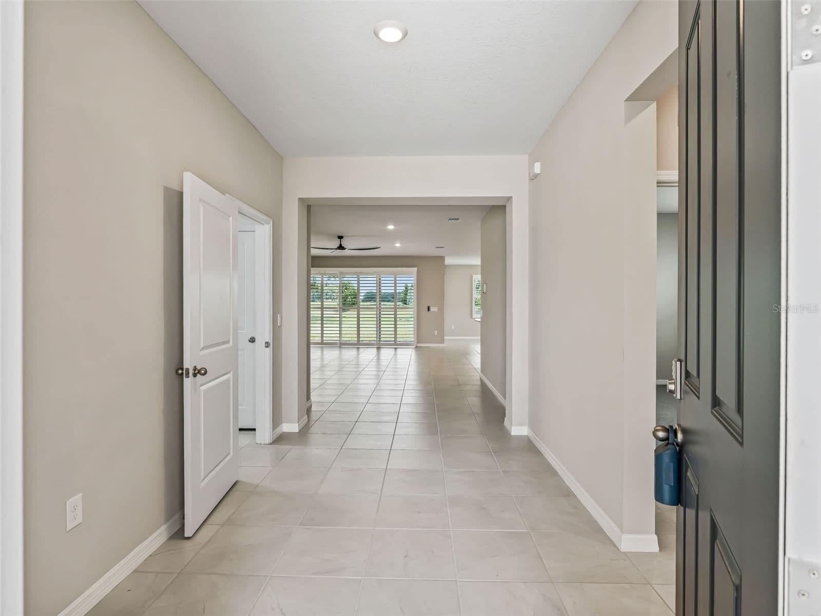 Photo 4 of 5208 46TH LANE