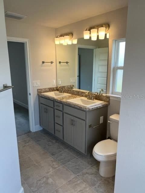 Photo 5 of 2206 23RD